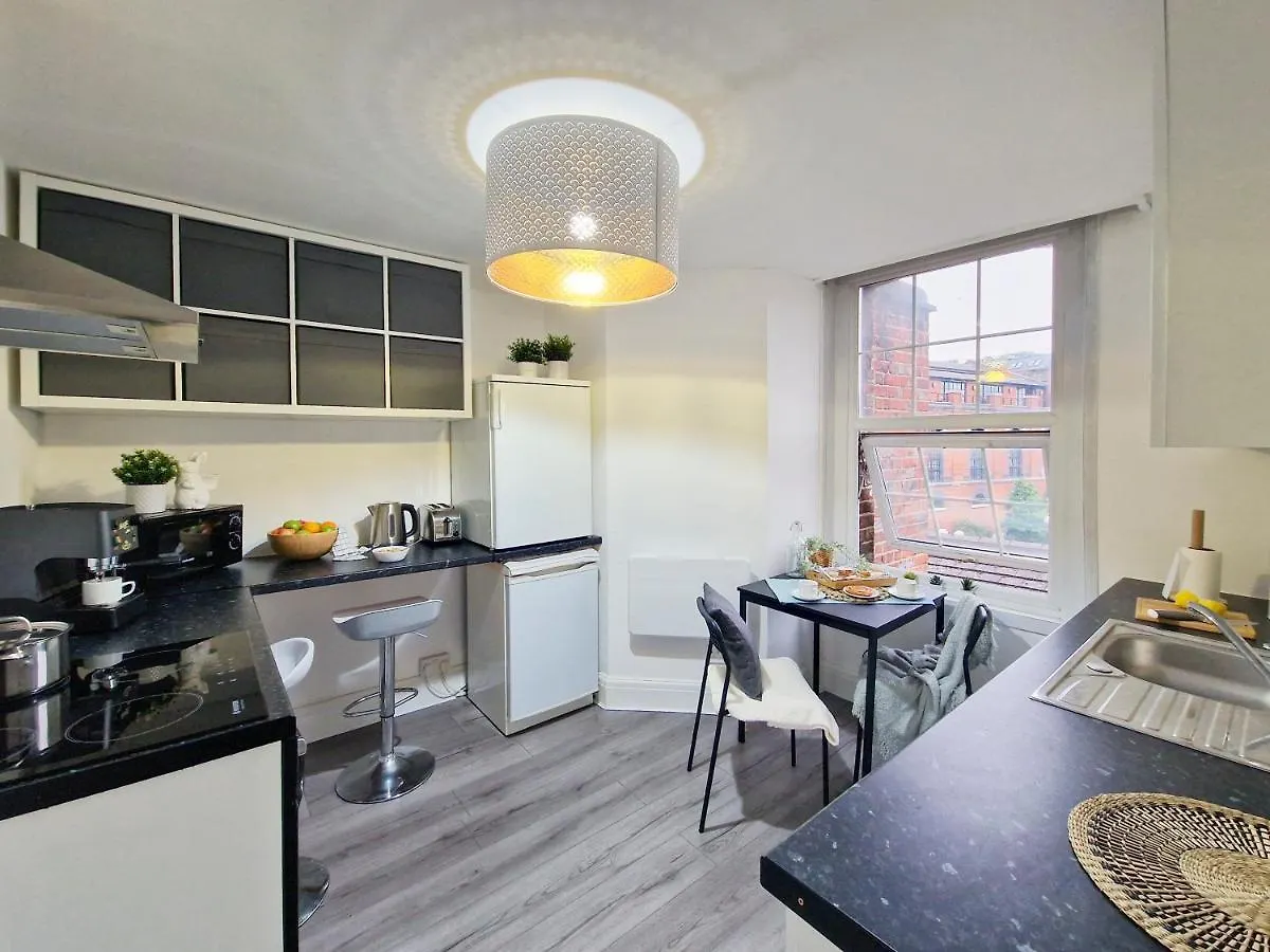 Charming Room In Central London